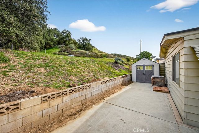10322 Chisholm Trail, Cherry Valley, CA 92223