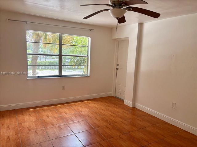 4304 NW 9th Ave 3-2H, Deerfield Beach, FL 33064