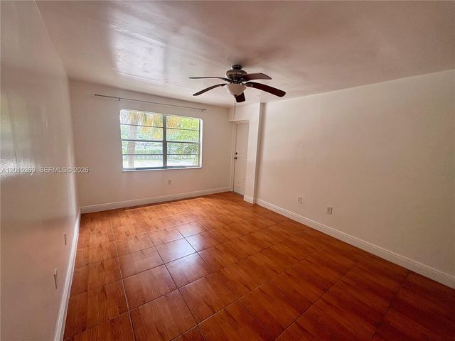 4304 NW 9th Ave 3-2H, Deerfield Beach, FL 33064