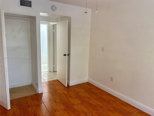 4304 NW 9th Ave 3-2H, Deerfield Beach, FL 33064