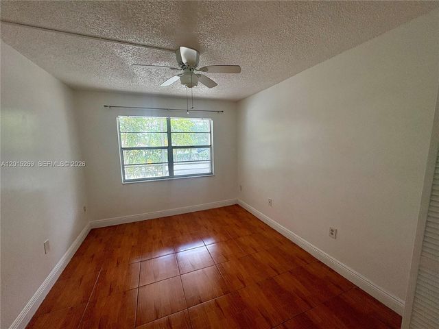 4304 NW 9th Ave 3-2H, Deerfield Beach, FL 33064
