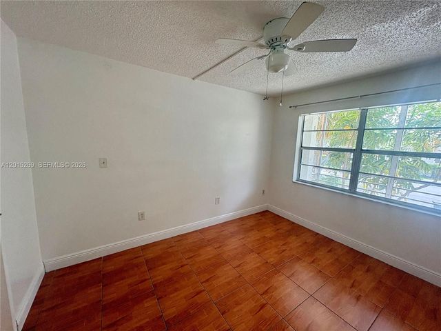 4304 NW 9th Ave 3-2H, Deerfield Beach, FL 33064