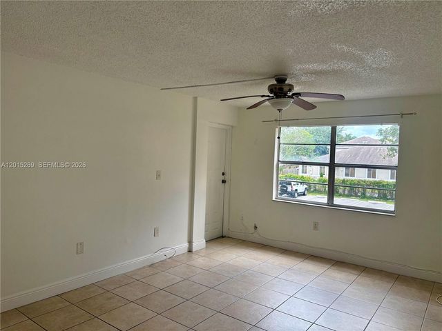 4304 NW 9th Ave 3-2H, Deerfield Beach, FL 33064