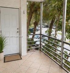 4304 NW 9th Ave 3-2H, Deerfield Beach, FL 33064