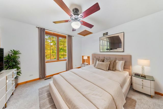 26961 S Sylvan Lane, Monee, IL 60449