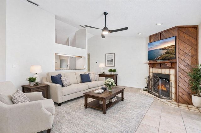 36035 E SPRING LAKE BOULEVARD, Fruitland Park, FL 34731