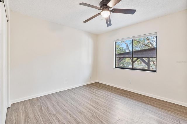 36035 E SPRING LAKE BOULEVARD, Fruitland Park, FL 34731