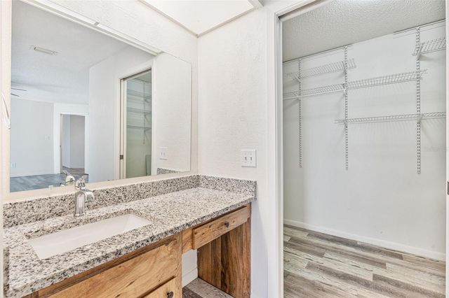 36035 E SPRING LAKE BOULEVARD, Fruitland Park, FL 34731