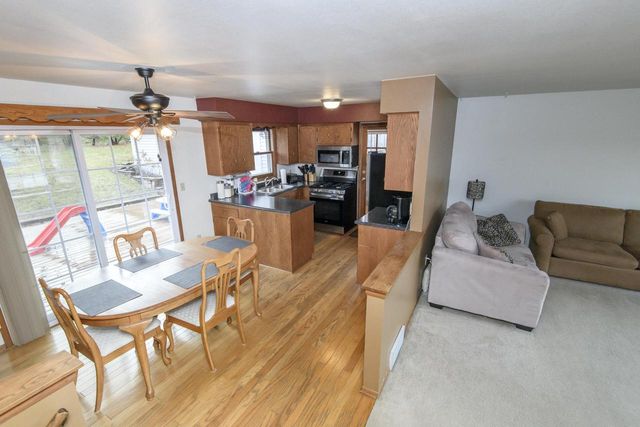 2411 Royal COURT, Waukesha, WI 53188