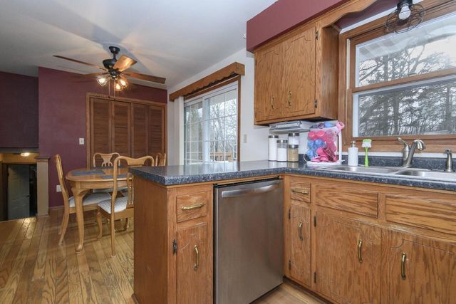 2411 Royal COURT, Waukesha, WI 53188