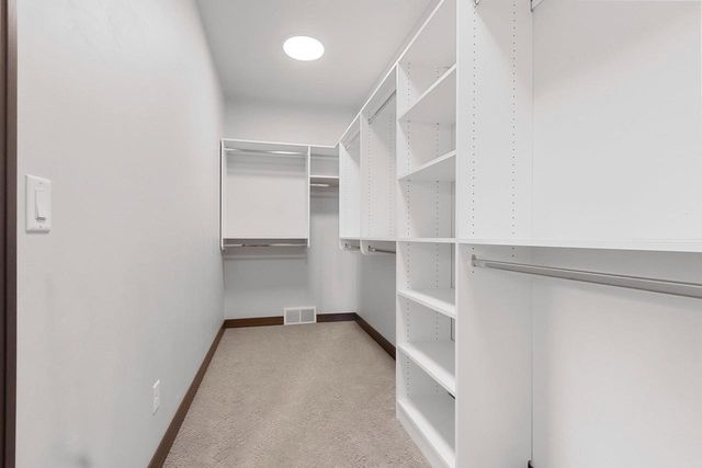 1604 TORCHWOOD TRAIL, De Pere, WI 54115