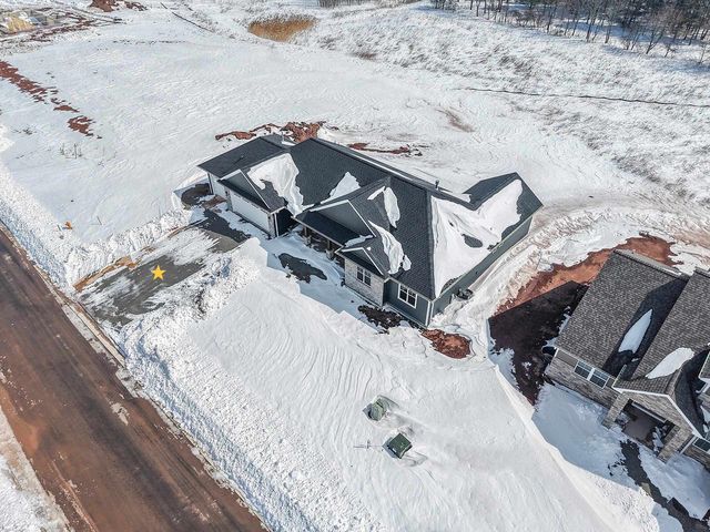 1604 TORCHWOOD TRAIL, De Pere, WI 54115