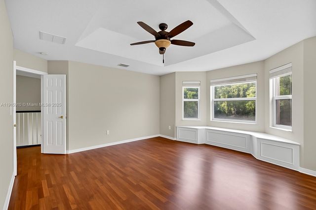 1579 Briar Oak Dr, Royal Palm Beach, FL 33411