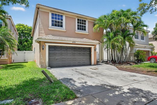 1579 Briar Oak Dr, Royal Palm Beach, FL 33411