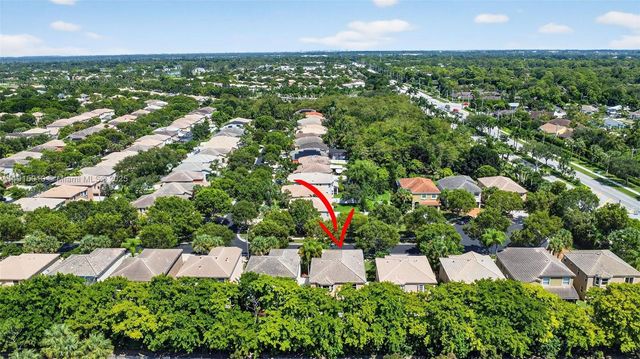 1579 Briar Oak Dr, Royal Palm Beach, FL 33411