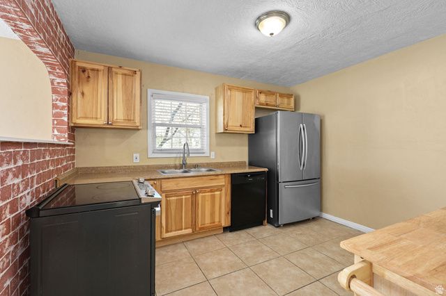 1302 E SWAN, Ogden, UT 84401