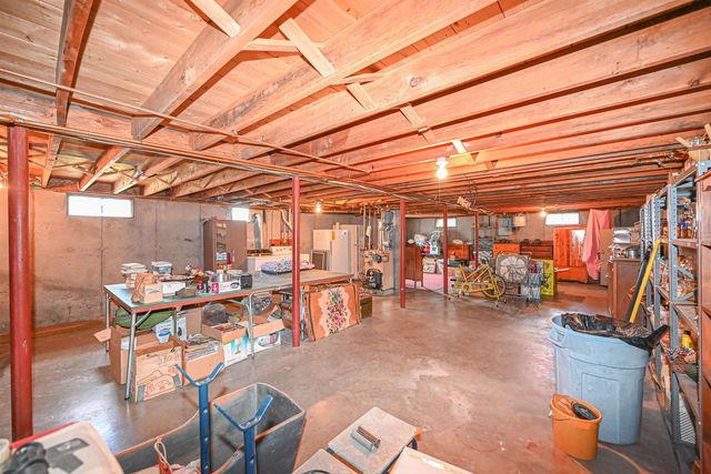 58 Sherwood Drive, Hooksett, NH 03106