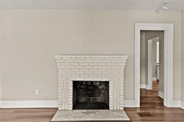 2329 7 STREET S, St Petersburg, FL 33714