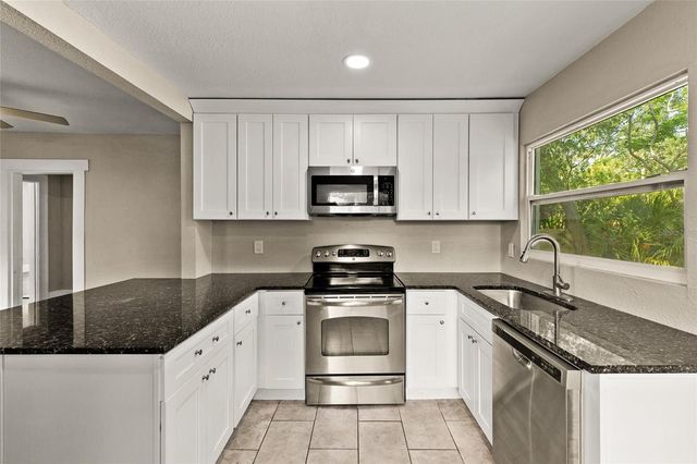 2329 7 STREET S, St Petersburg, FL 33714