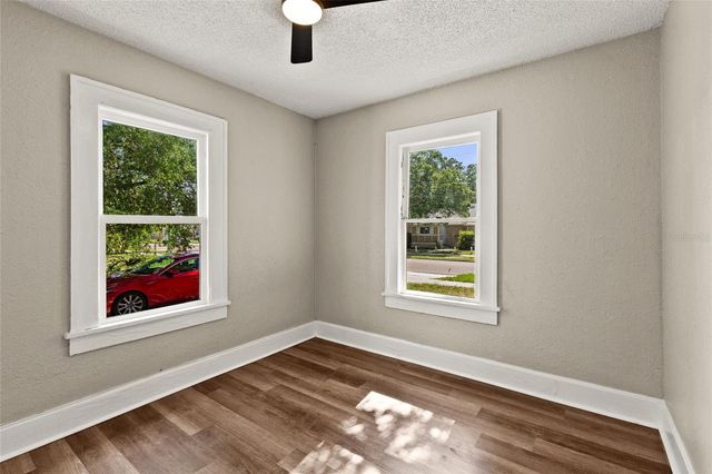 2329 7 STREET S, St Petersburg, FL 33714