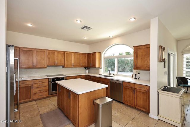 10135 E Bella Vista Drive, Scottsdale, AZ 85258
