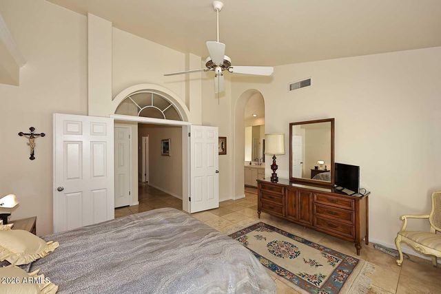 10135 E Bella Vista Drive, Scottsdale, AZ 85258
