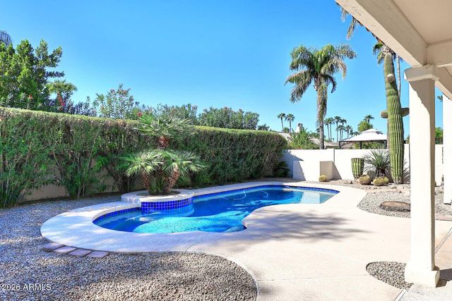 10135 E Bella Vista Drive, Scottsdale, AZ 85258