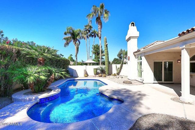 10135 E Bella Vista Drive, Scottsdale, AZ 85258