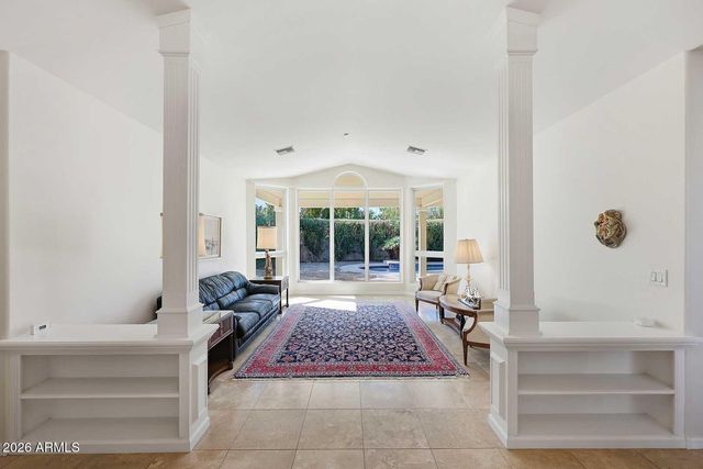 10135 E Bella Vista Drive, Scottsdale, AZ 85258