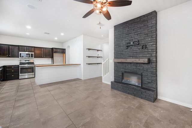 3773 Friendship Lane, Clovis, CA 93619