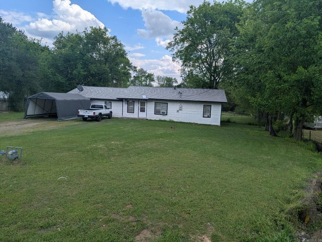 7371 Highway 64, Hartman, AR 72840