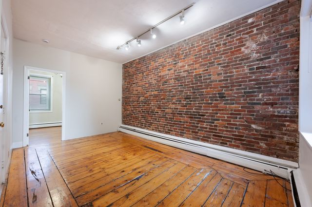 11 Revere St 1, Boston, MA 02114