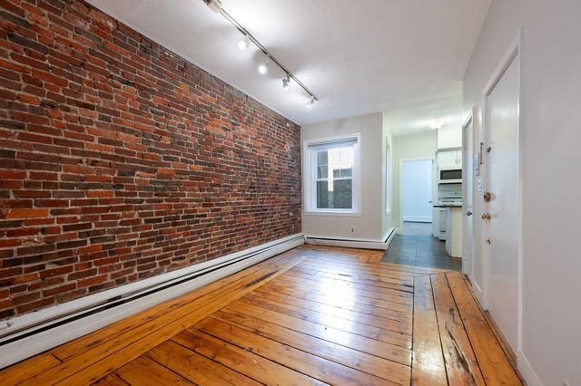 11 Revere St 1, Boston, MA 02114