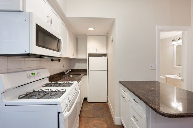 11 Revere St 1, Boston, MA 02114