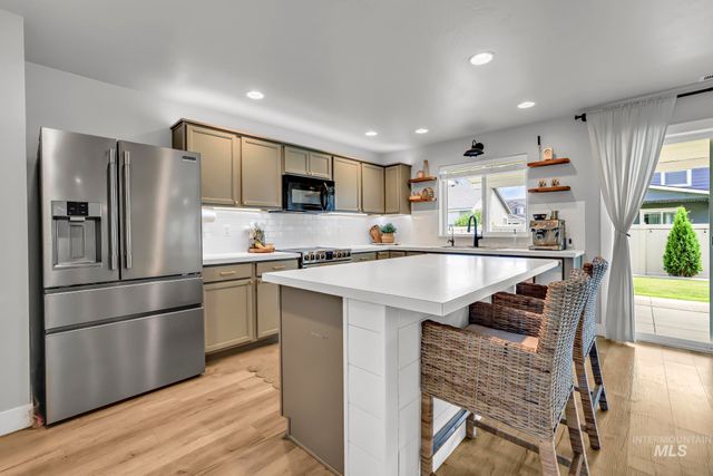 833 White Tail Dr, Twin Falls, ID 83301