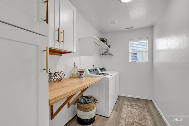 833 White Tail Dr, Twin Falls, ID 83301