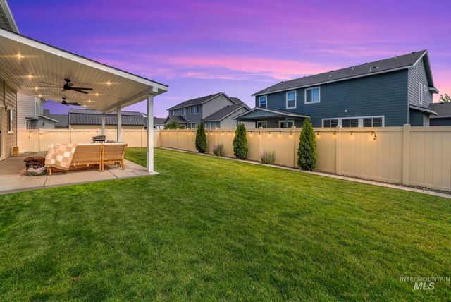833 White Tail Dr, Twin Falls, ID 83301