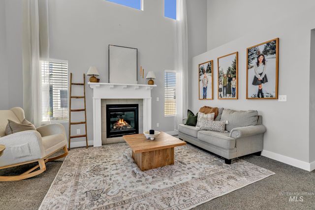 833 White Tail Dr, Twin Falls, ID 83301
