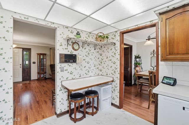 3195 County Road B, Swanton, OH 43558