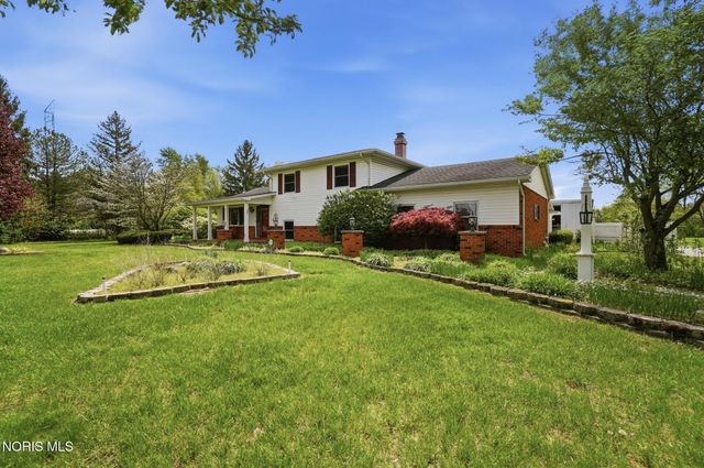 3195 County Road B, Swanton, OH 43558