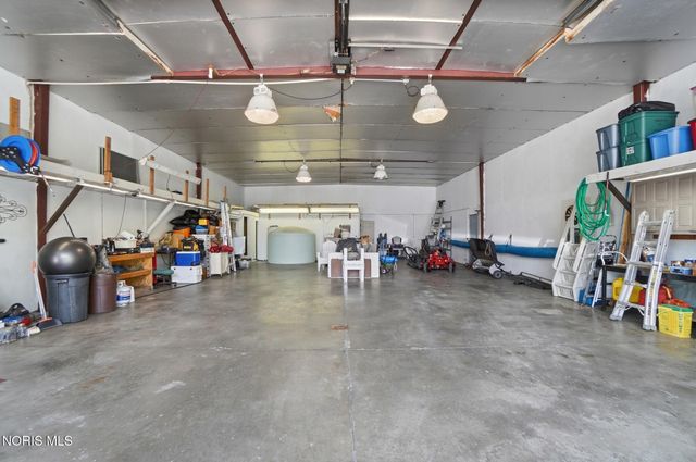 3195 County Road B, Swanton, OH 43558