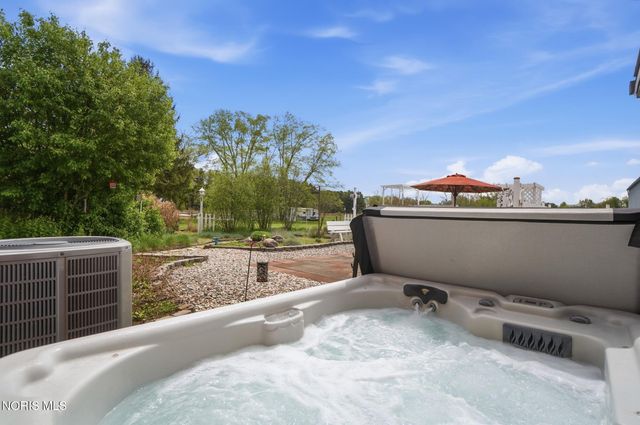 3195 County Road B, Swanton, OH 43558