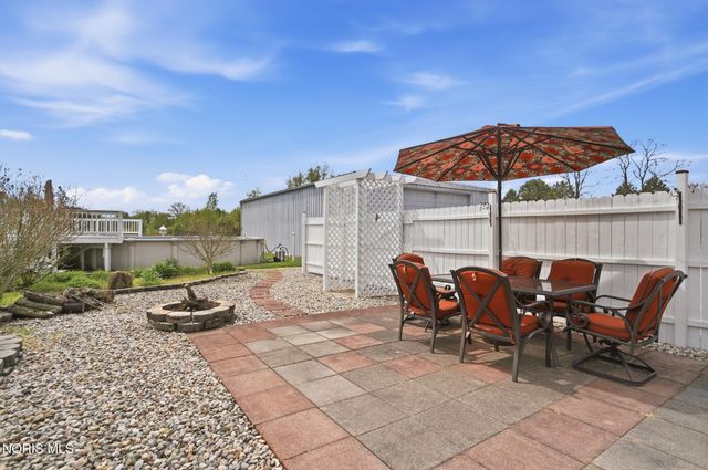 3195 County Road B, Swanton, OH 43558