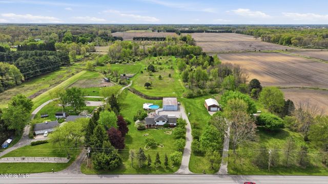 3195 County Road B, Swanton, OH 43558