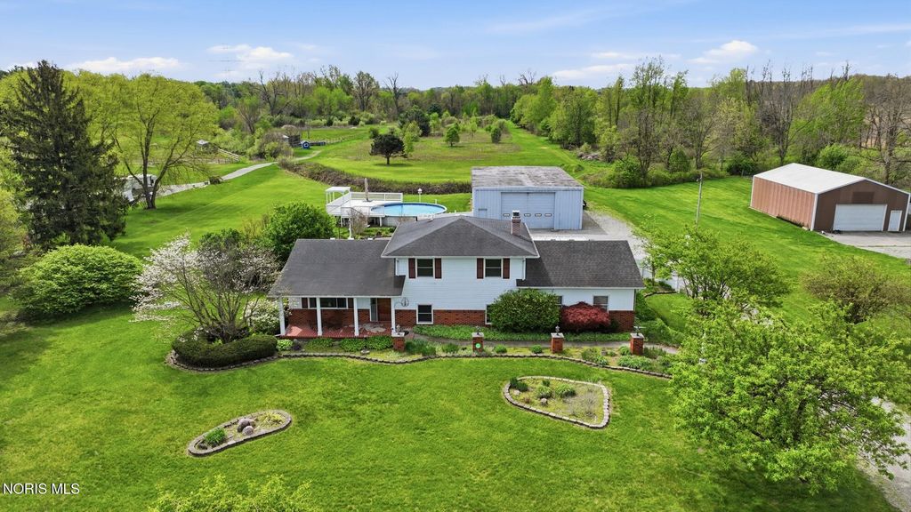 3195 County Road B, Swanton, OH 43558