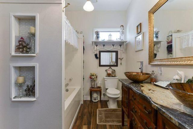293 Dora Lane, Hollister, MO 65672