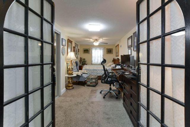 293 Dora Lane, Hollister, MO 65672