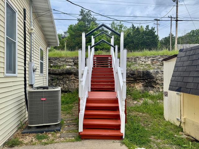 293 Dora Lane, Hollister, MO 65672