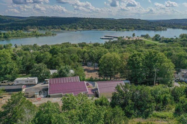 293 Dora Lane, Hollister, MO 65672
