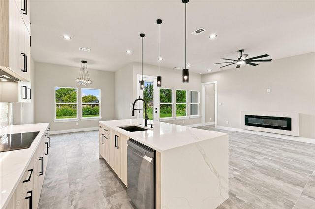 133 CR 4865, Azle, TX 76020